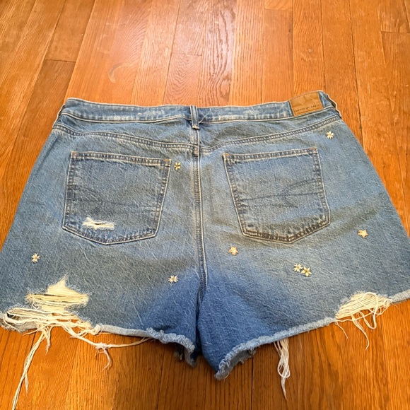 Cut off denim shorts - Picture 5 of 6